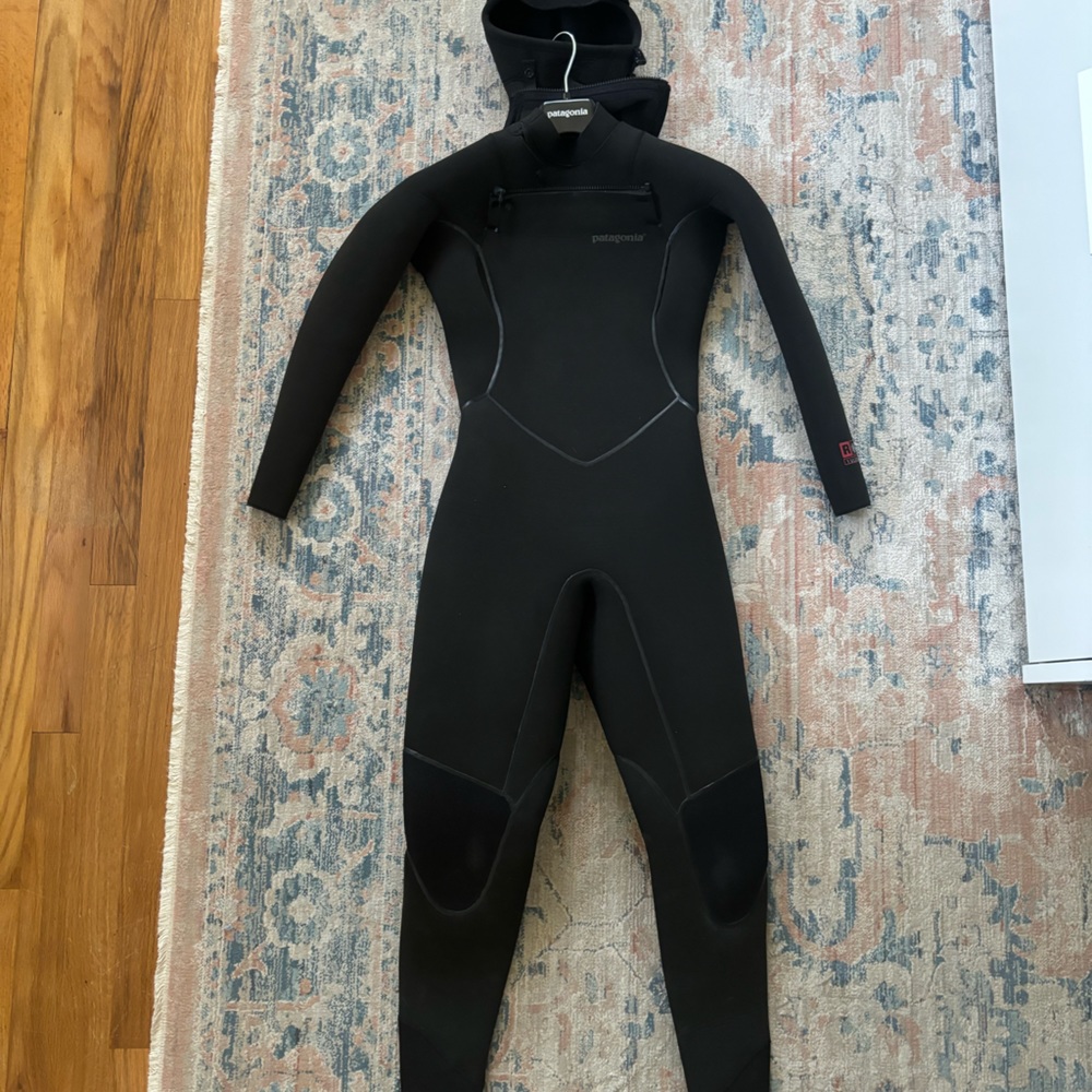 Patagonia R4 Yulex Front Zip Hooded Women’s Wetsuit Size 4